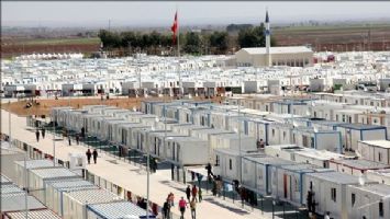 10 ilde kurulan çadırda 256 bin Suriyeli barınıyor